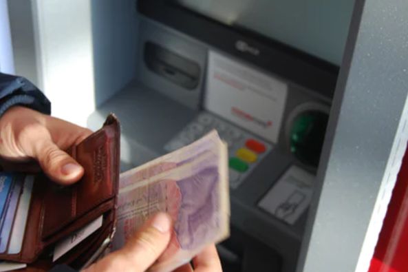 期待一下：華R、恒大、佳兆業有一波美元債本月到期...